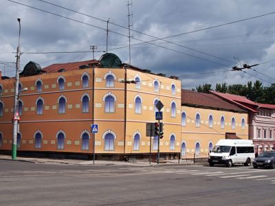 Декорация к приезду Медведева. Фото: Александр Воронин, Каспаров.Ru